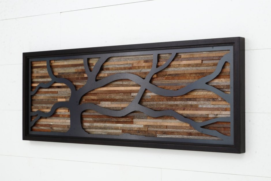 Декоративное панно на стену из дерева