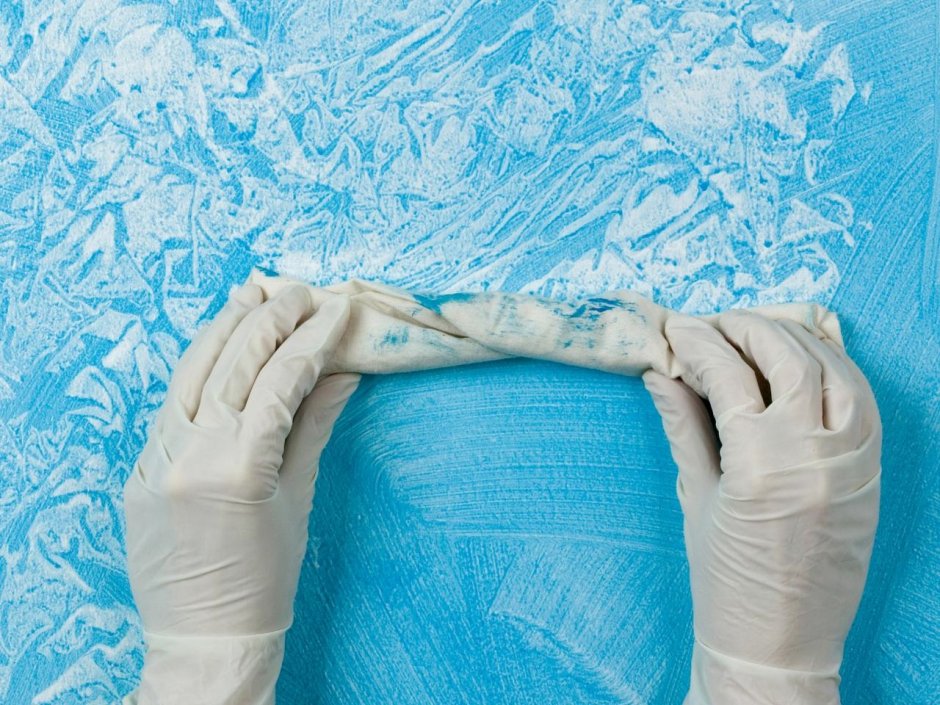 Декор стен водоэмульсионной краской