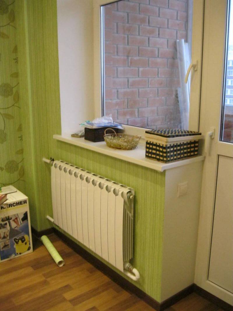 Короб для вертикальных труб отопления