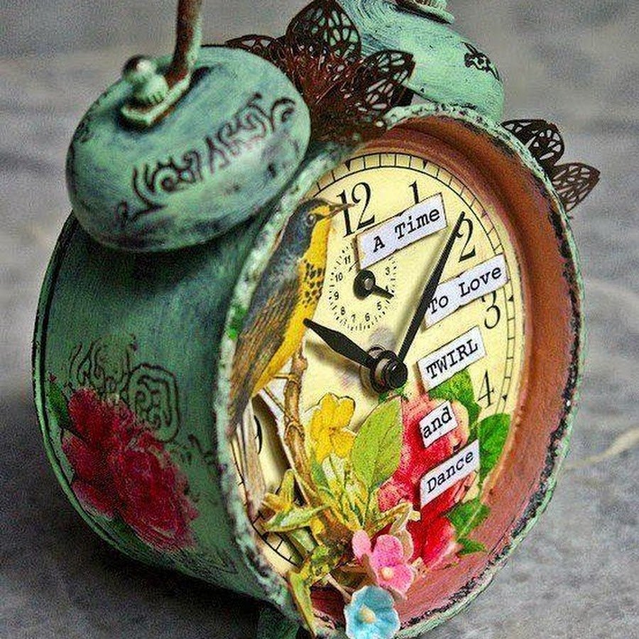 Настенные часы из дисков