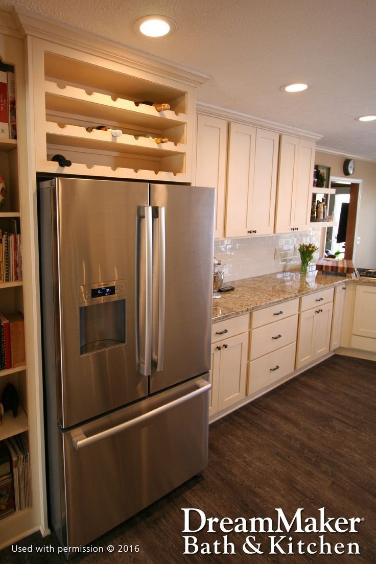 Холодильник в интерьере