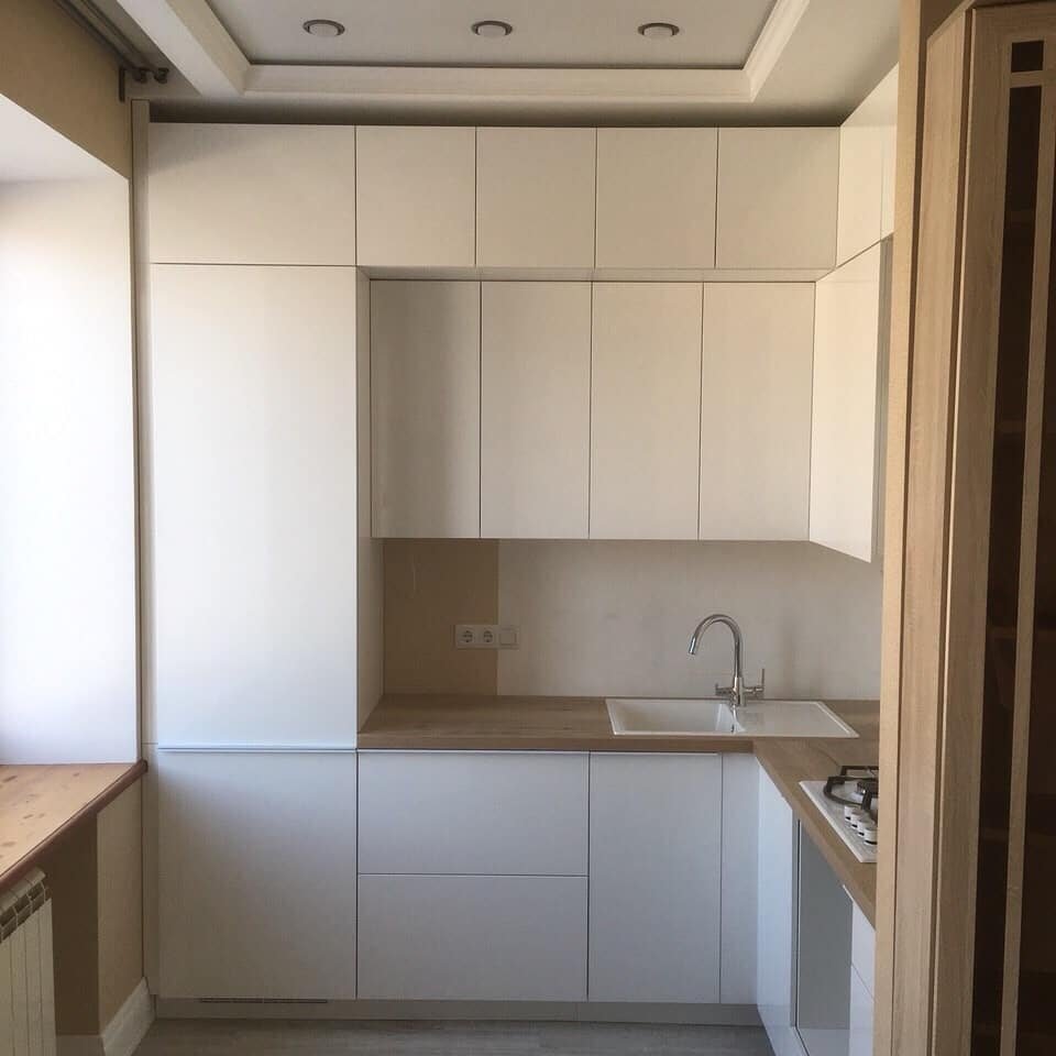 кухонные шкафы до потолка на маленькой кухне