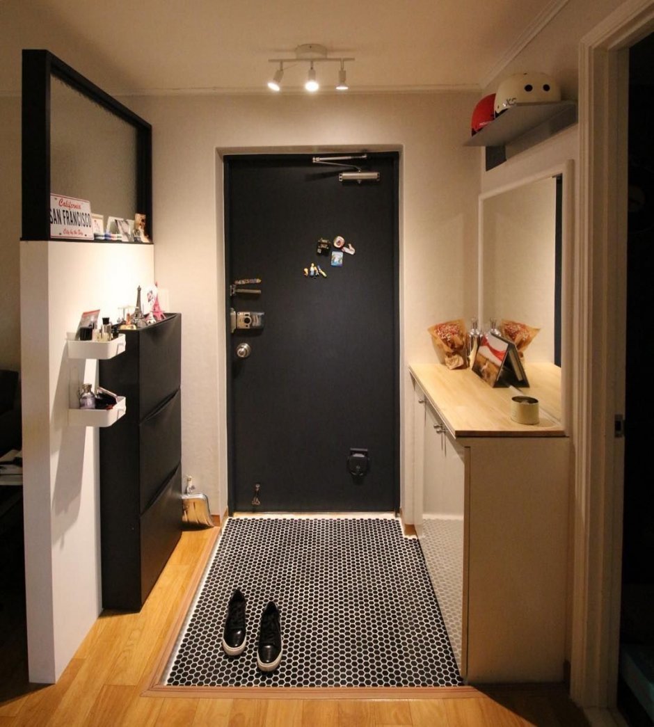 Освещение зеркала в прихожей