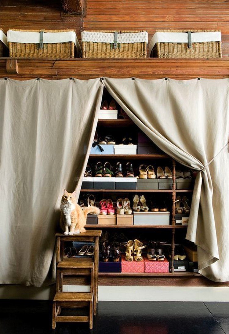 Полки со шторками