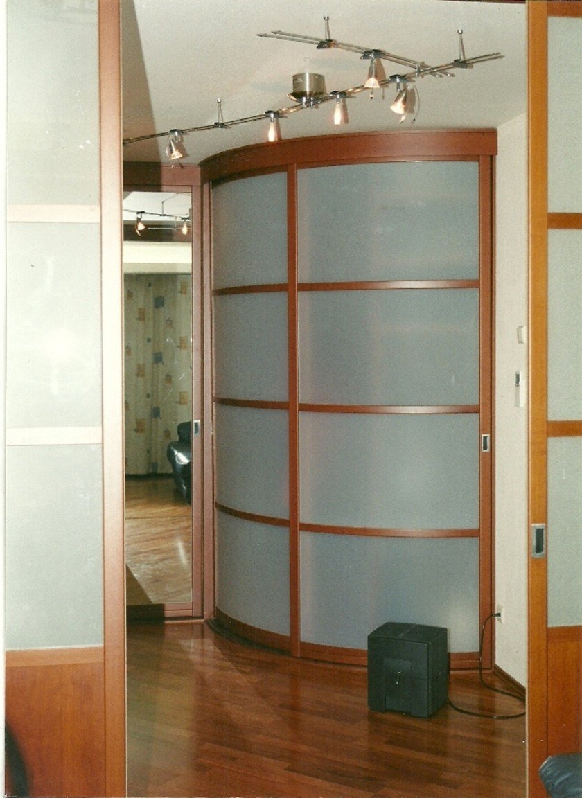 Раздвижные полукруглые перегородки