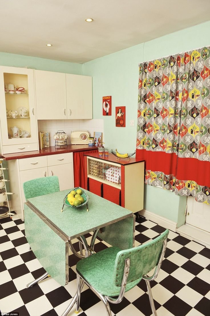 Кухня в стиле 60-х годов