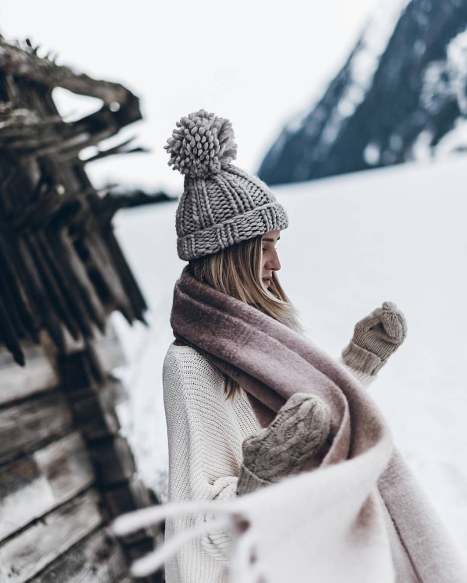 Картины Awaisha