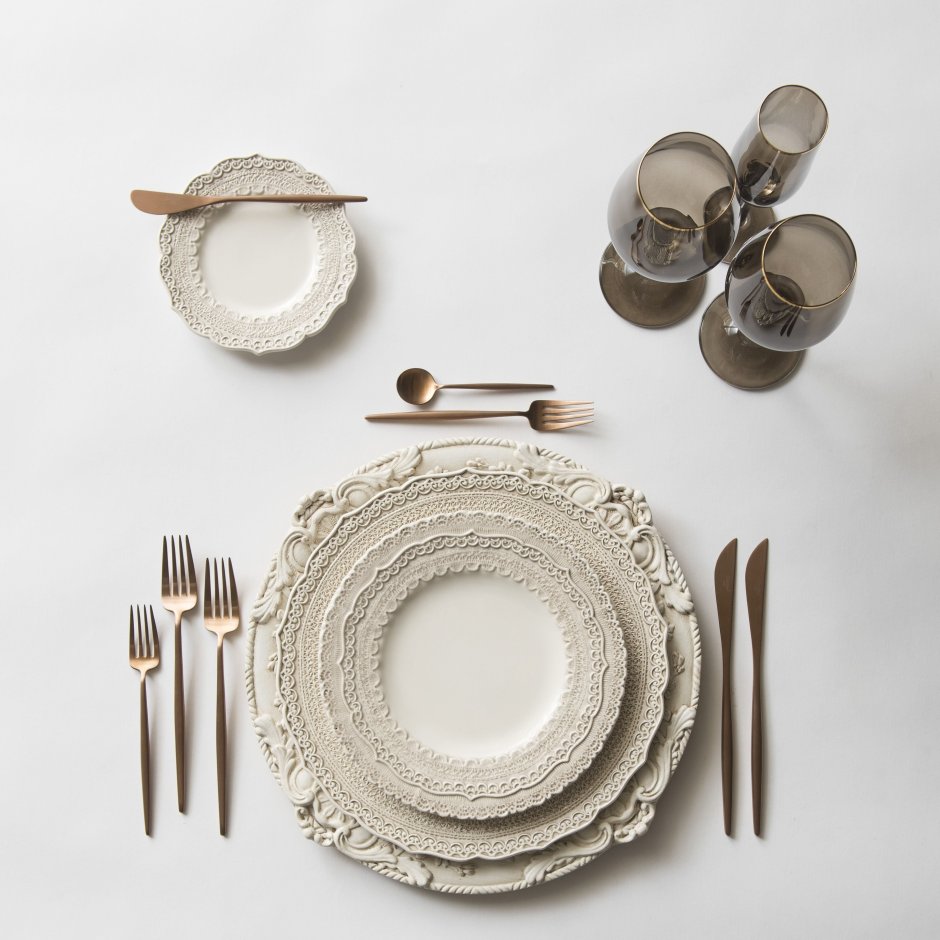 Керамические наборы для сервировки стола