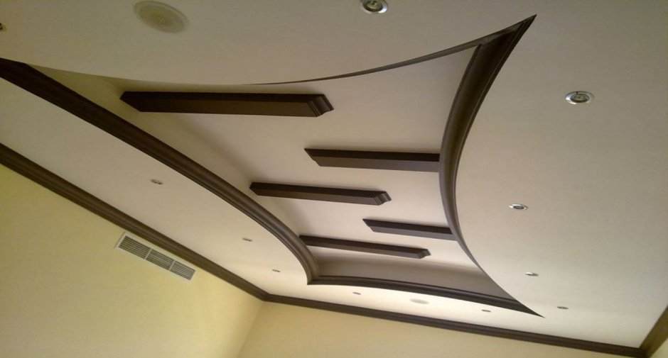 Потолок фигурный фасон из гипсокартона