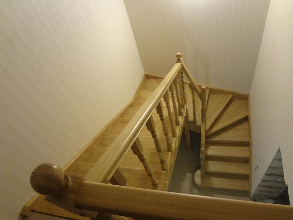 Лестница с 3 забежными ступенями