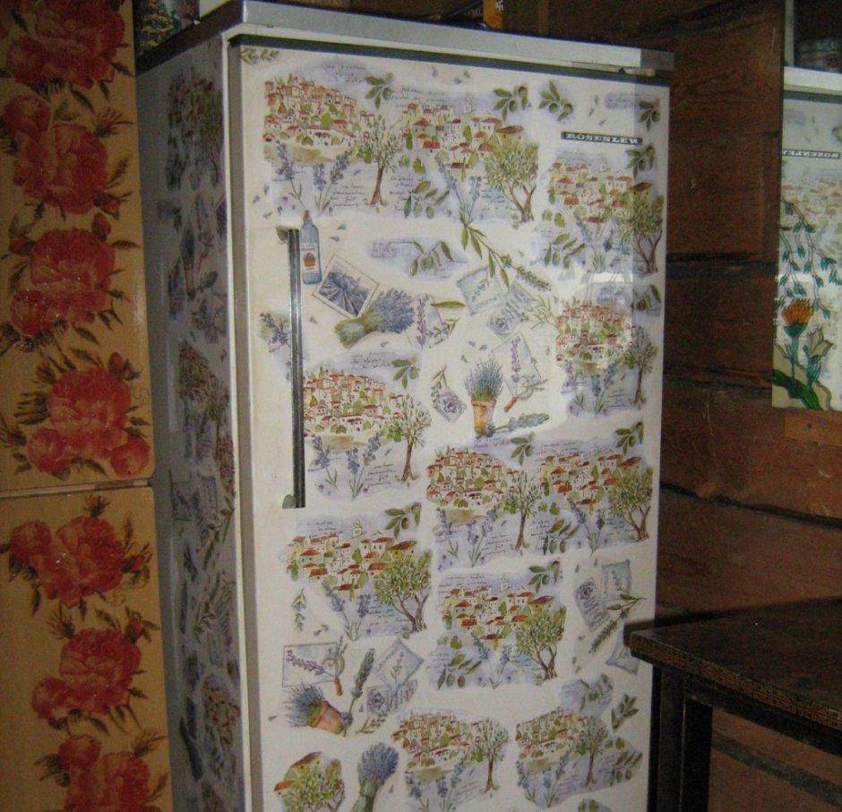 Реставрированные старые холодильники