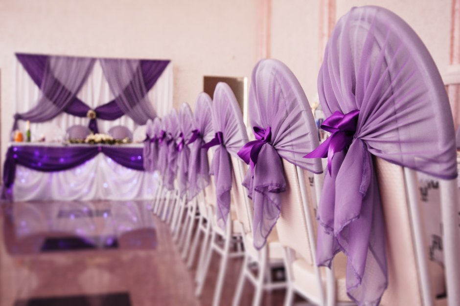 Фиолетовый декор свадьбы
