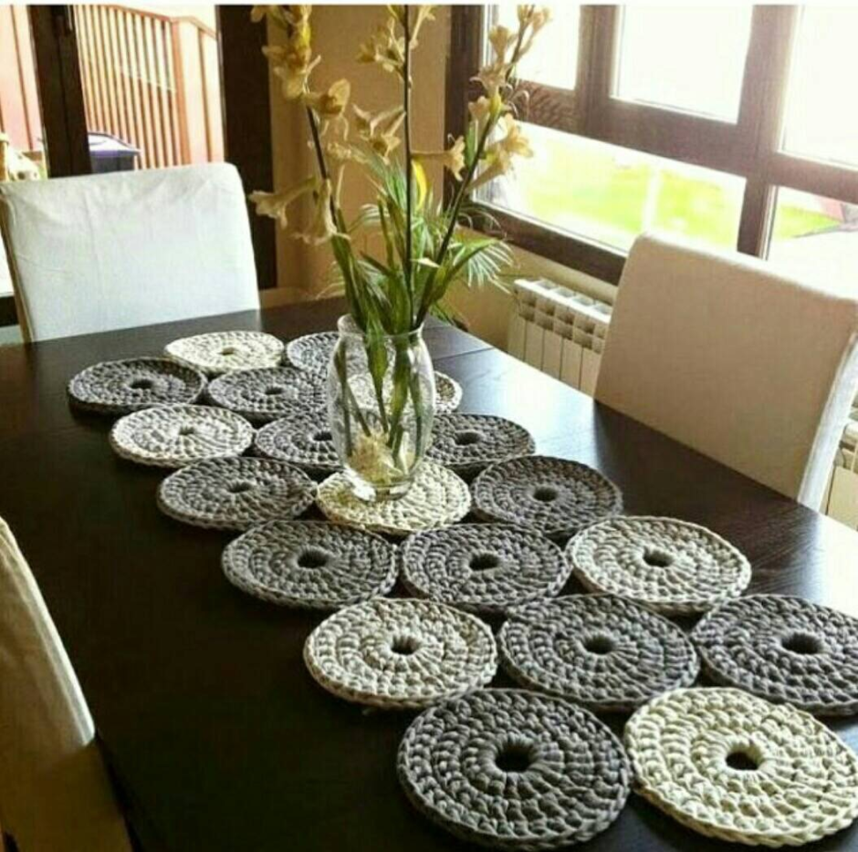 Вязаный декор в интерьере