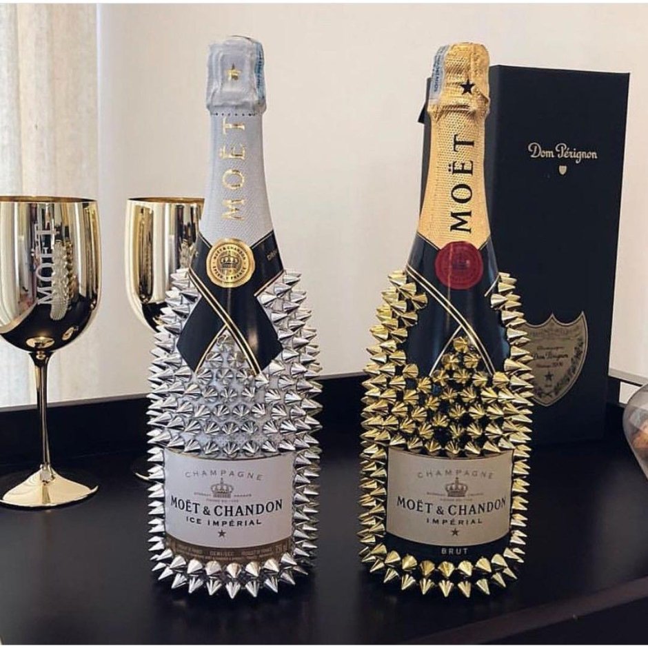 Подарочная бутылка шампанского