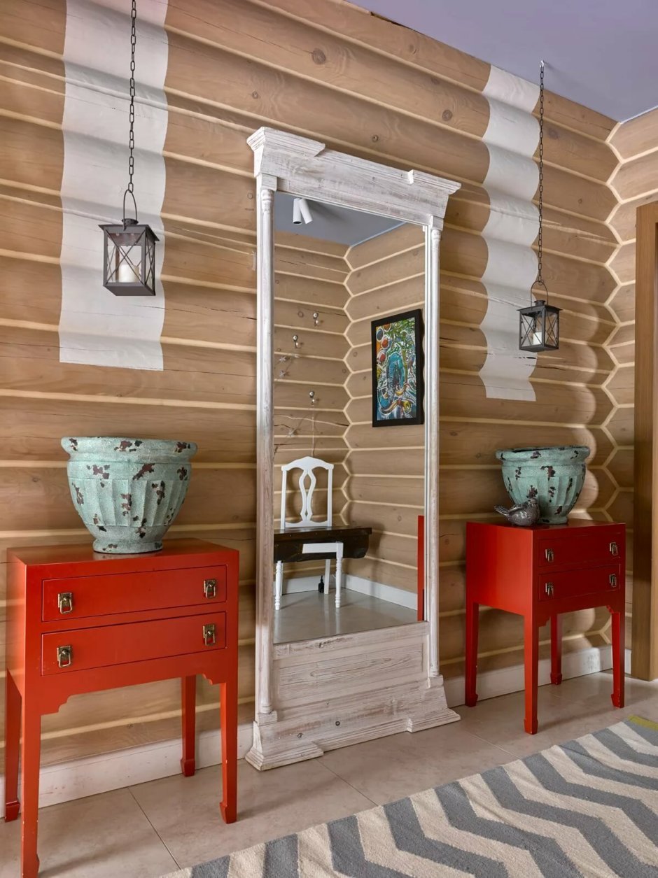 Прихожая в деревянном доме