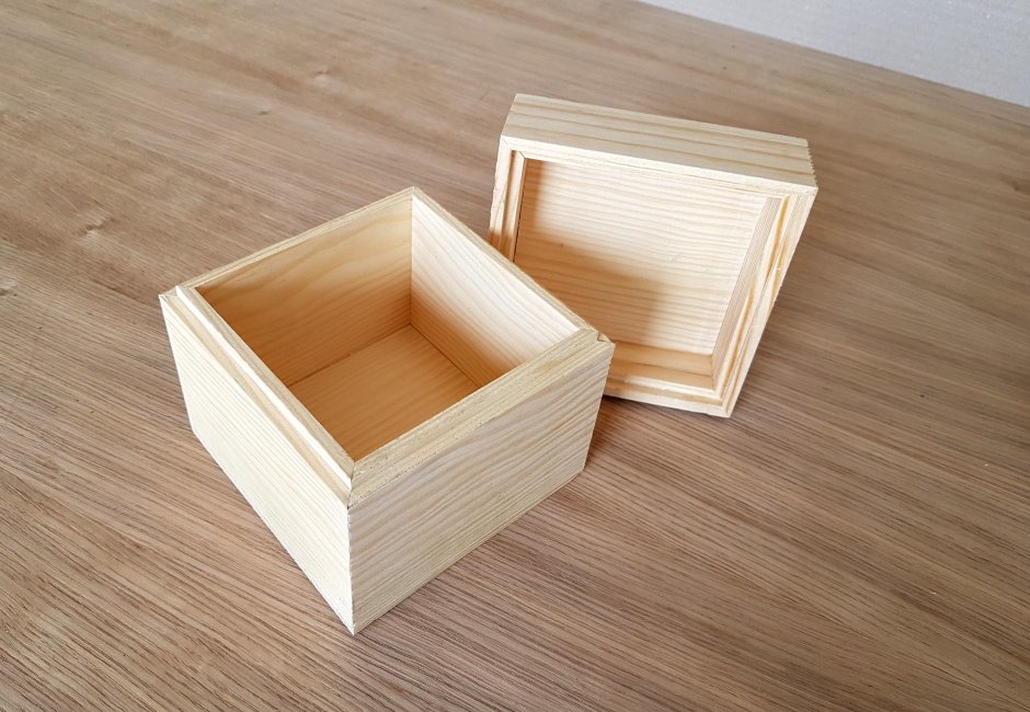 Экран на батарею деревянный