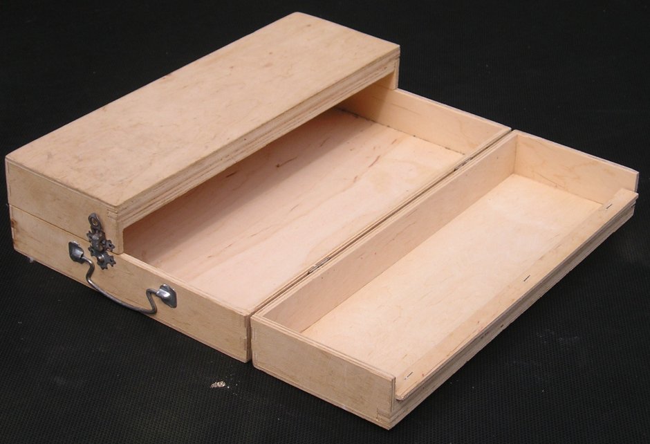 Деревянный короб
