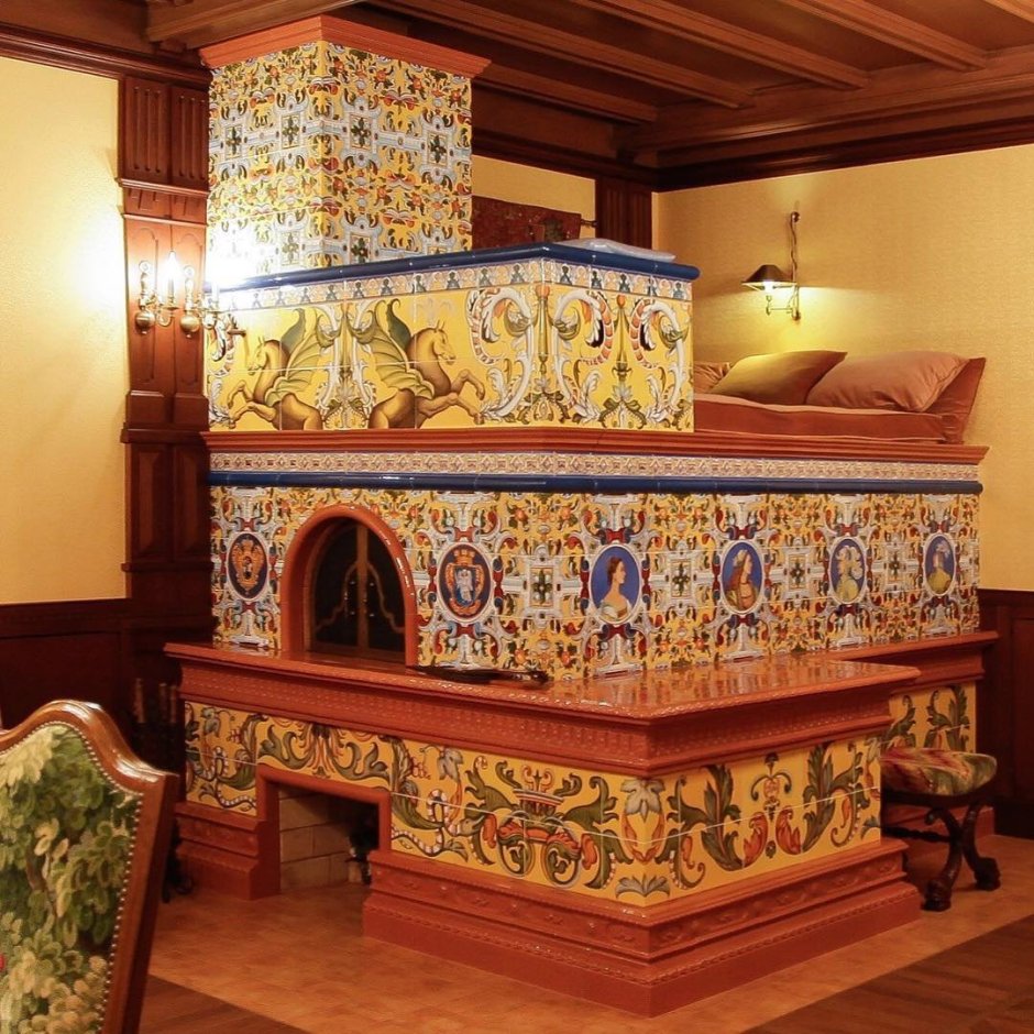 Изразцовая русская печь с лежанкой