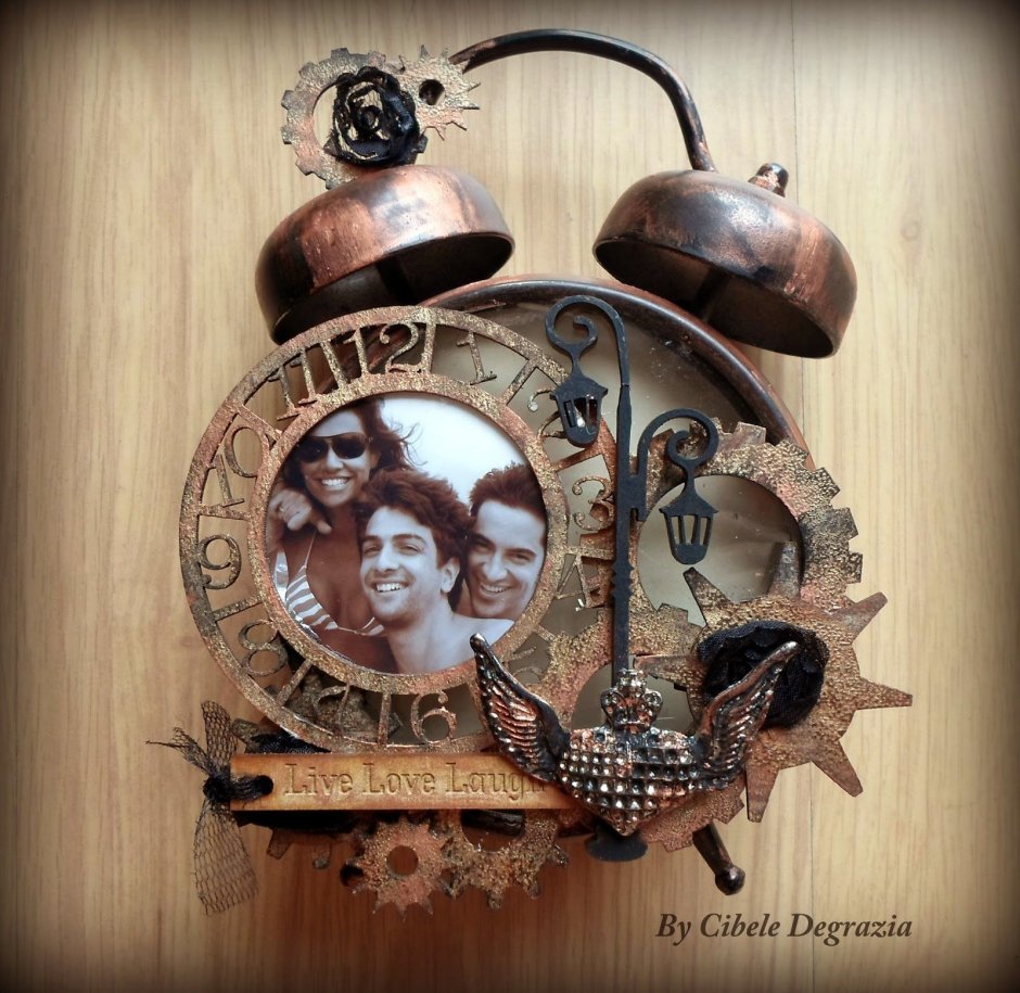 Сувениры из старых часов