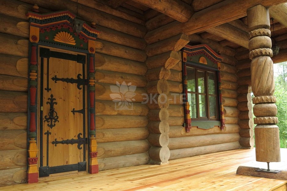 Двери в русском стиле