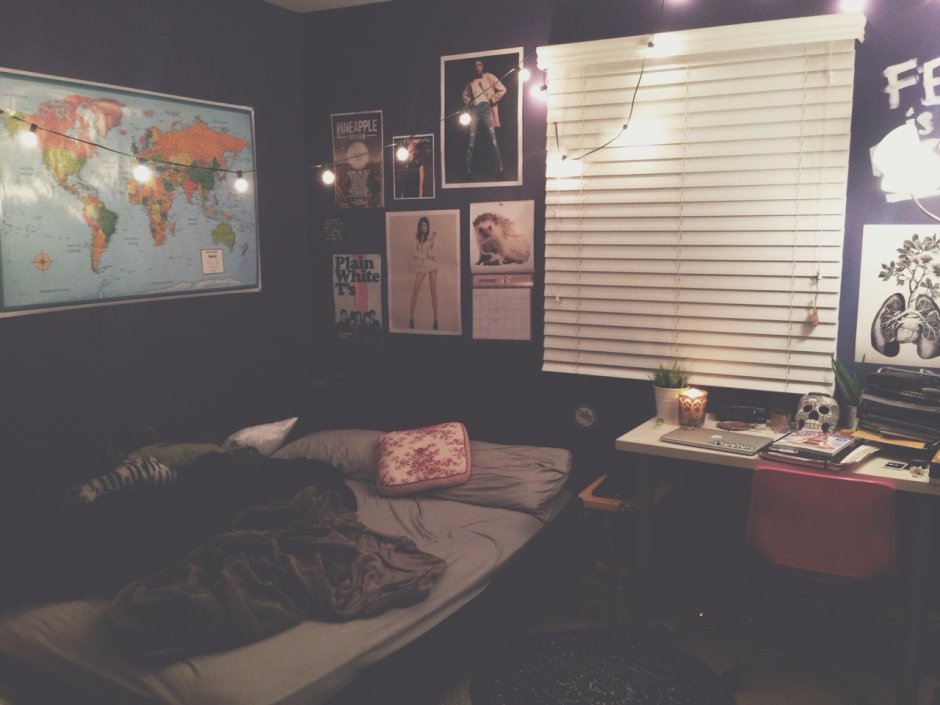 Плакаты в комнату в стиле гранж