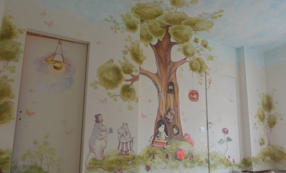 Художественная роспись стен в детской комнате