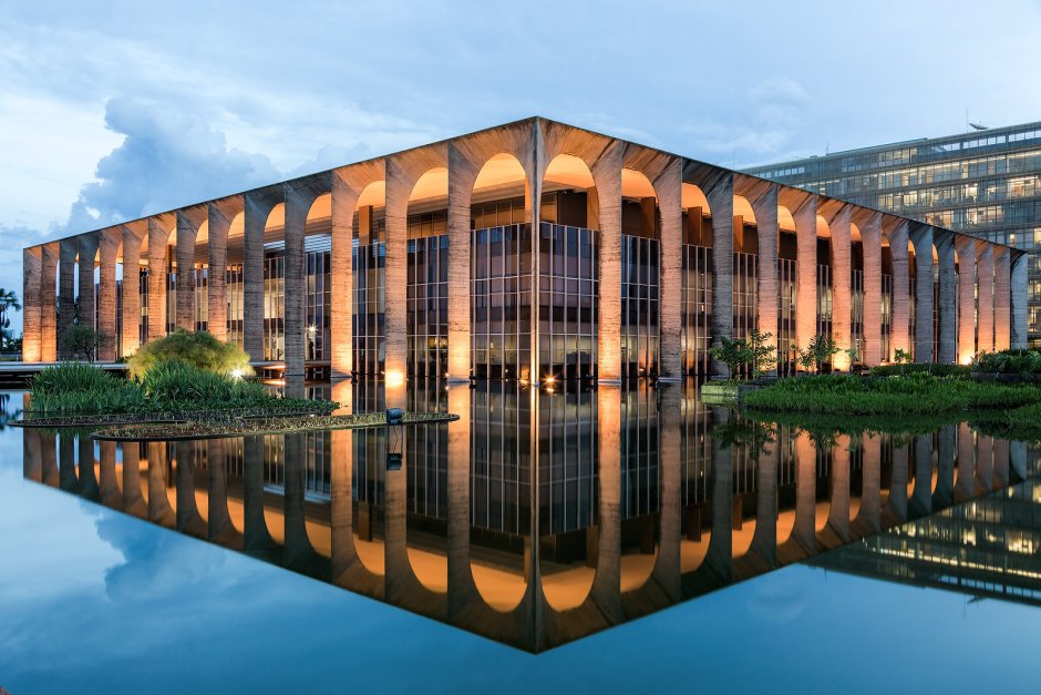 Дворец Итамарати Оскар Нимейер