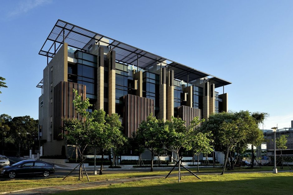 Ritz Plaza Housing Complex / Chin Architects