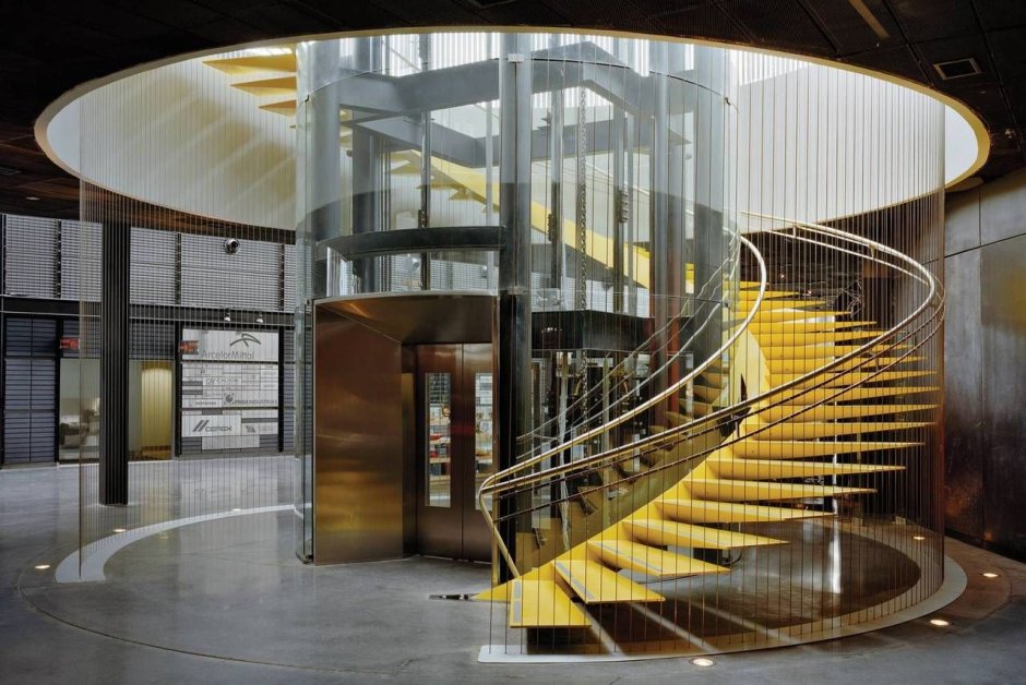 Лестницы в общественных зданиях