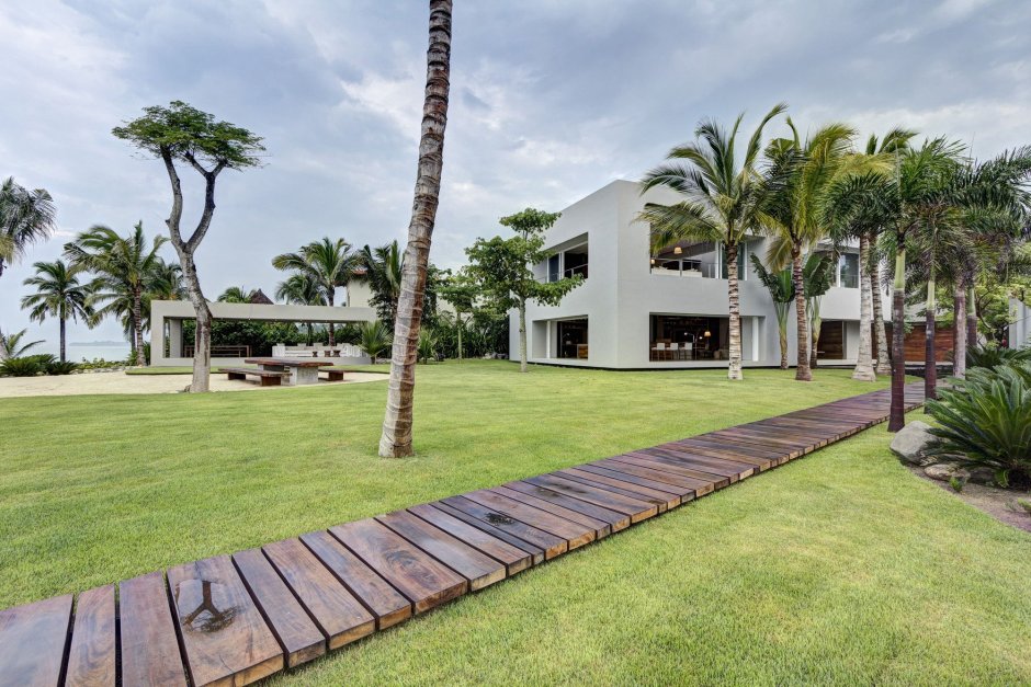 Дом с бассейном Модерн одноэтажный