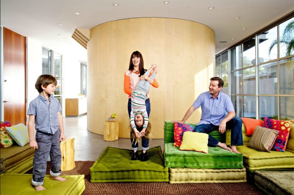 Подвесная кровать под потолком