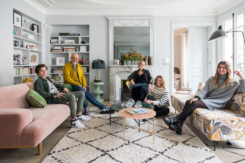 Интерьер комнаты для семьи