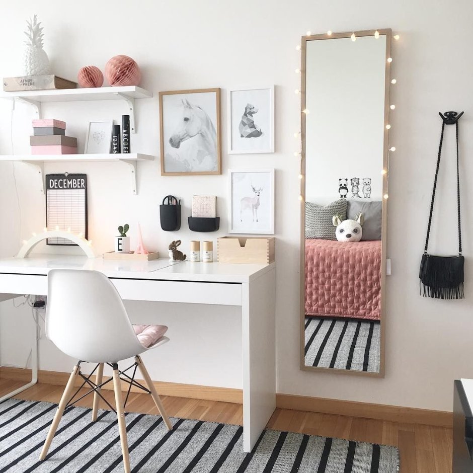 Интерьер парикмахерской в бирюзовом цвете