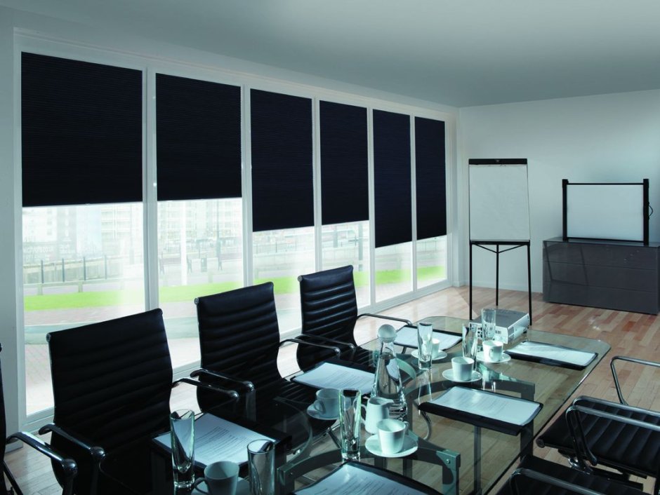 Жалюзи в офис горизонтальные