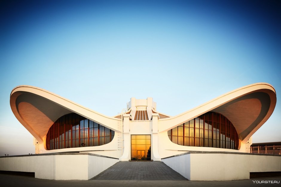 Асимметричные здания