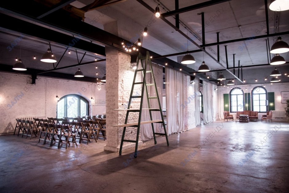 Стены офисного помещения