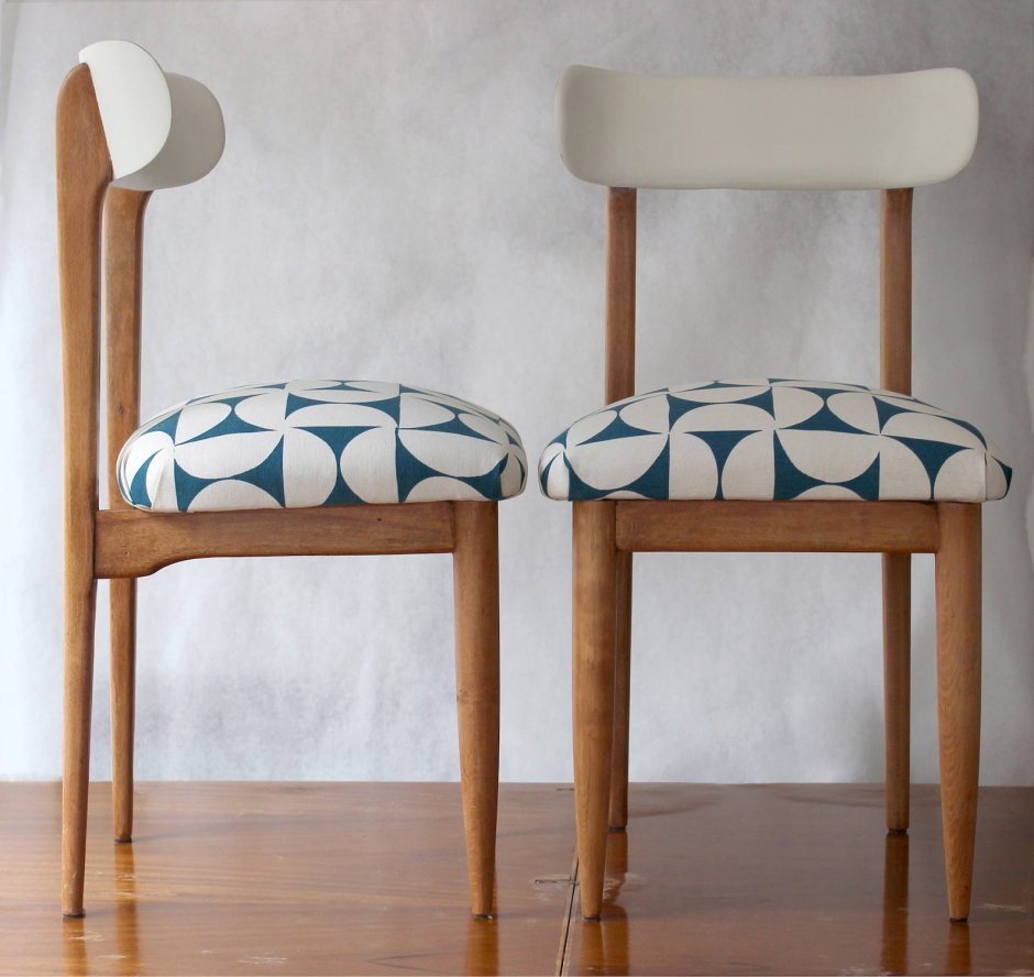 Реставрированные стулья