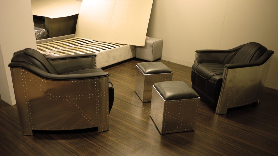 Стол из алюминия Aviator