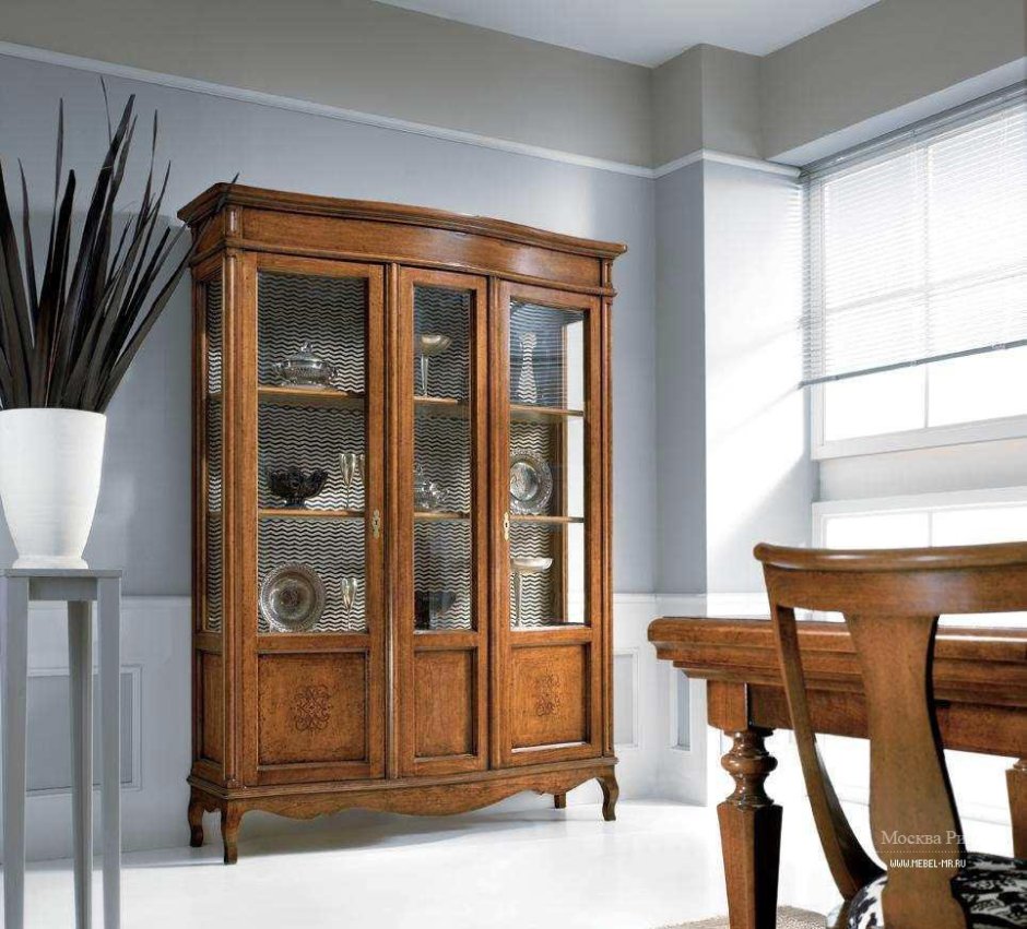 Шкаф витрина 7.22 классика