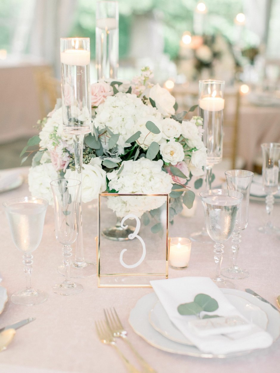 Украшение столов на свадьбу для гостей