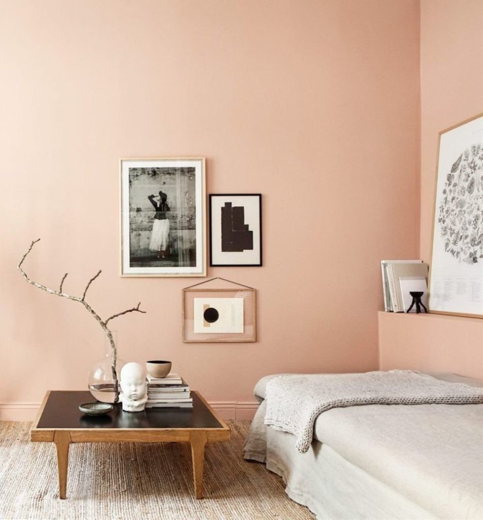 Персиковый цвет стен
