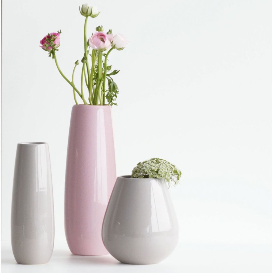 Современная ваза для цветов