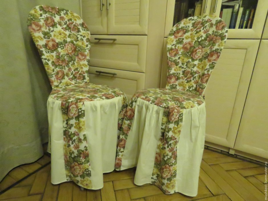 Чехлы для стульев на кухню