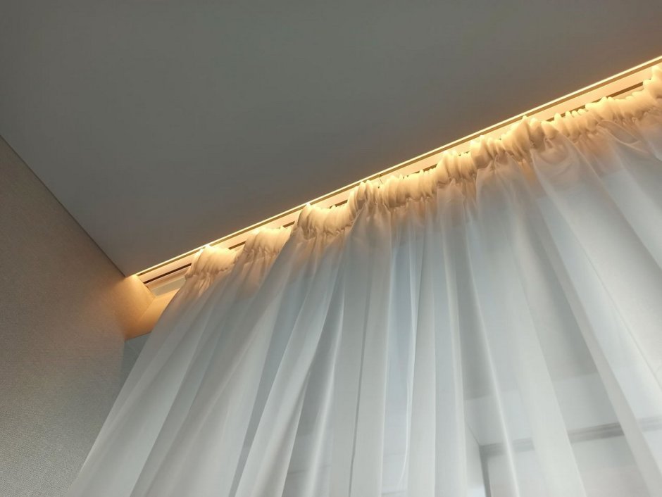 Светящийся подвесной потолок