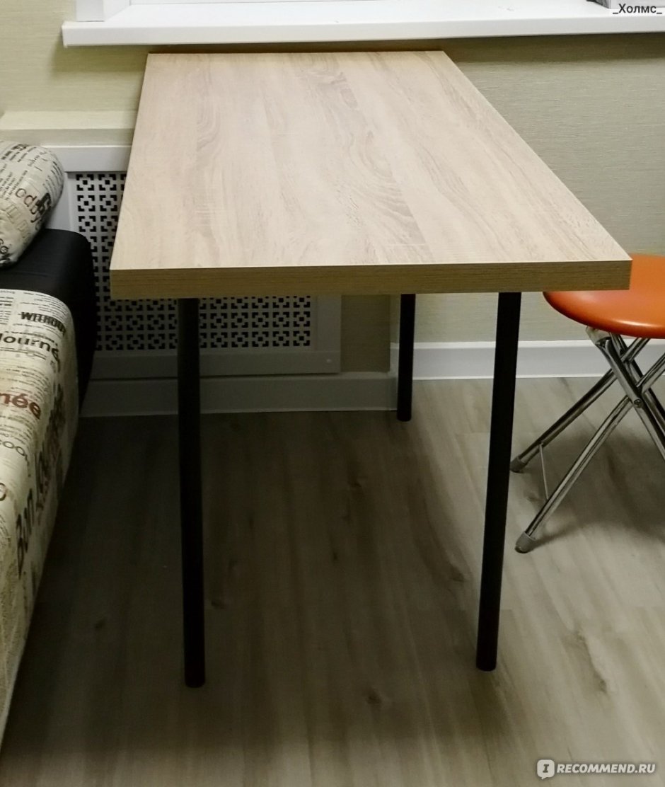 Письменные столы из Леруа