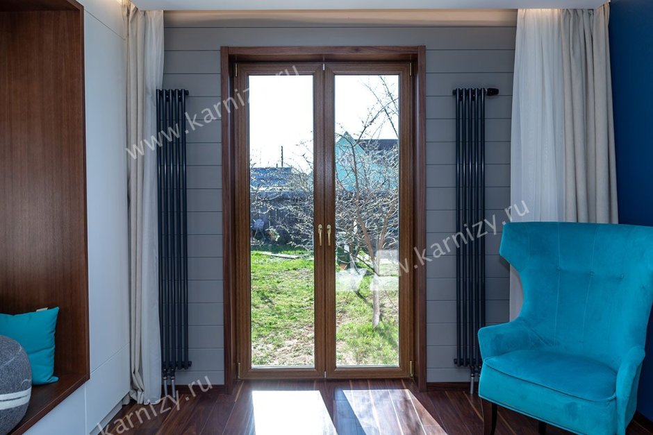 Окно с дверью на террасу