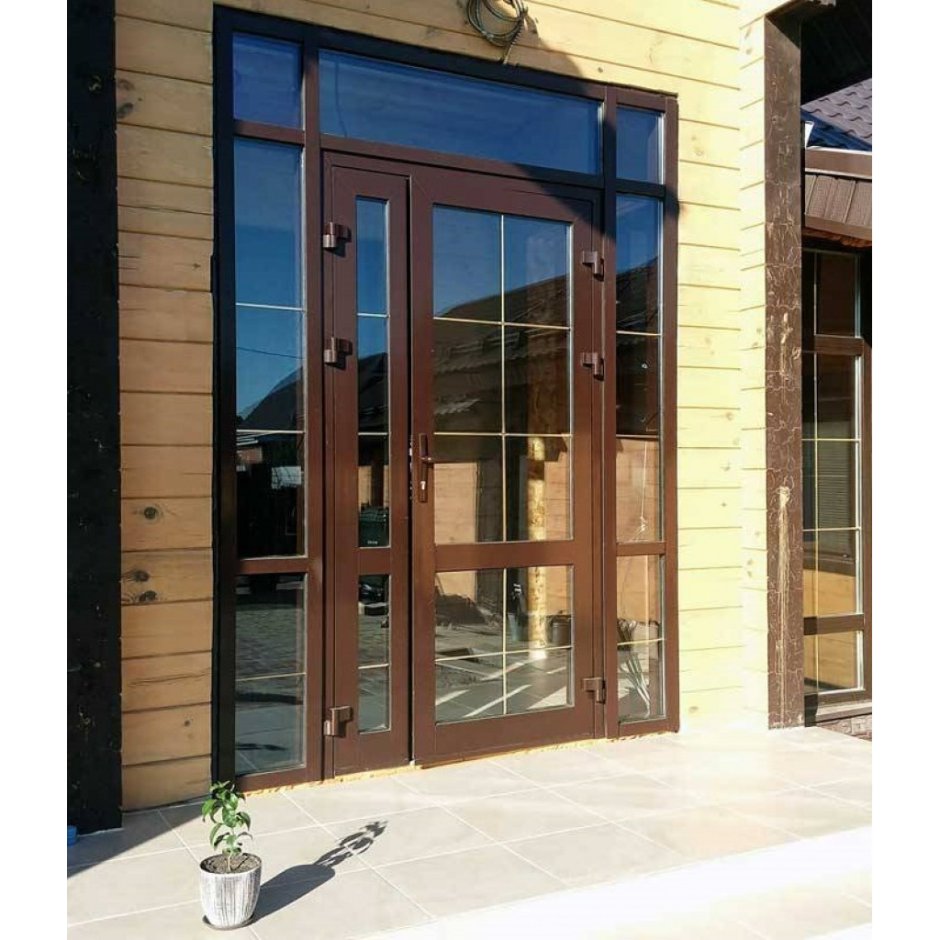 Пластиковые двери на веранду