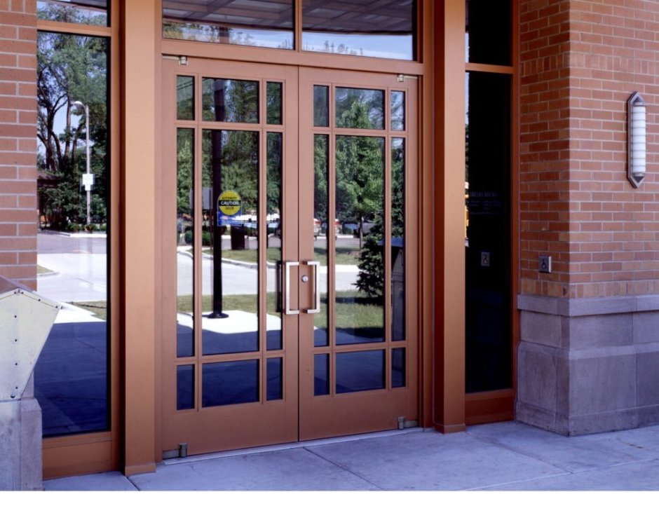 Пластиковые двери на веранду