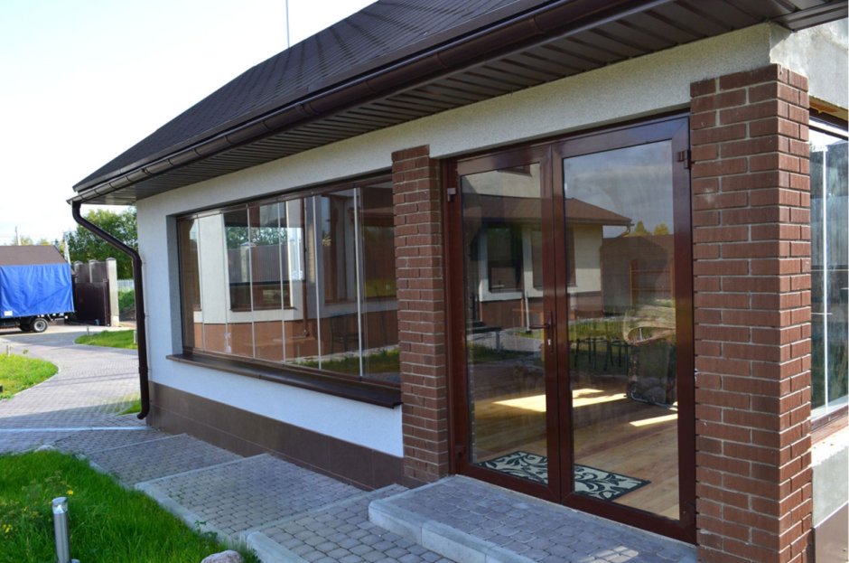 Окно с выходом на террасу