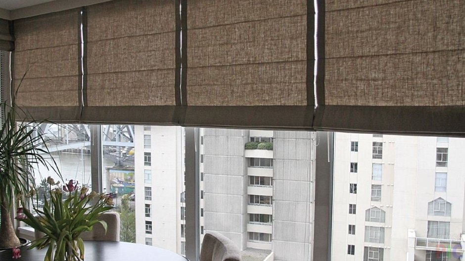 Декор панорамного балкона